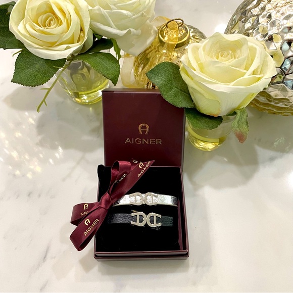 NEW ETIENNE AIGNER Togo Leather Double Tour Logo Bracelet - Picture 14 of 16